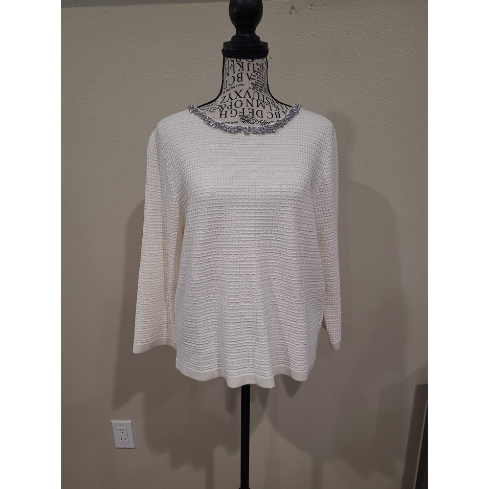 Adrianna Papell Elegant textured knit top.w/jewel‎ embellished neck Women SZ L